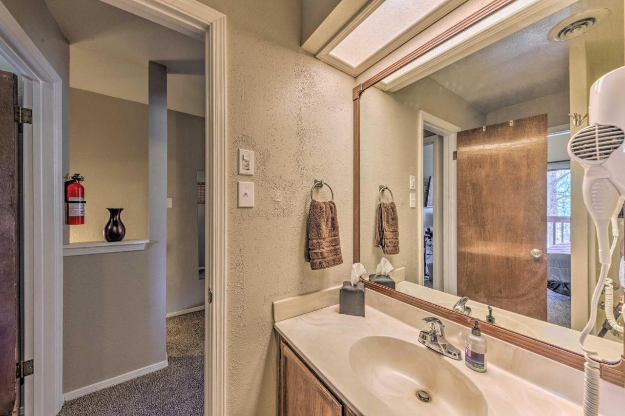 Forested Ruidoso Condo With Deck And Fireplace! מראה חיצוני תמונה